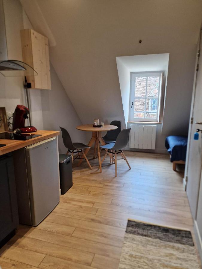 Appartement Au Coeur De Vezelay - Galerie 10 Bagian luar foto